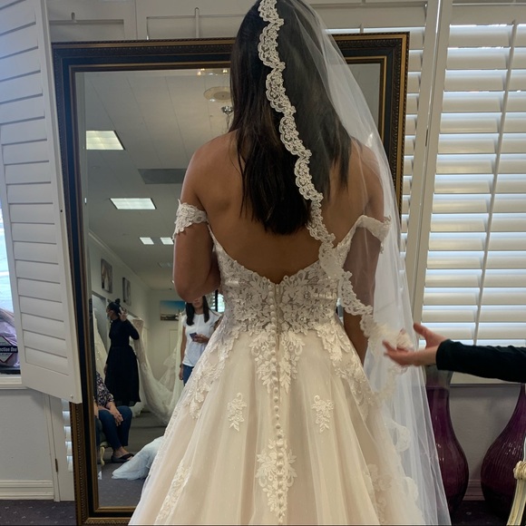 Brand new veil cathedral style never worn before - Picture 5 of 8